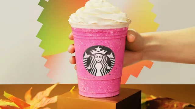 Retro Pink, la nueva bebida de Starbucks para esta temporada llega a Rosario (crema, vainilla y Dragon Fruit en su interior)