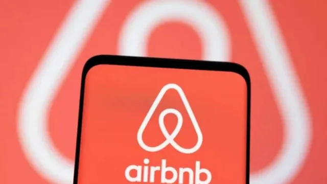 La actividad de los anfitriones en Airbnb y el gasto de los viajeros en eventos, comercios y restaurantes ayudaron a promover 130.000 empleos en España durante 2023
