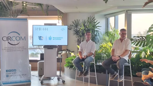 “A la IA le debemos dar el tratamiento adecuado, sino nos va a llevar puesto” (Juan Santiago en el Circom Sessions 2024)