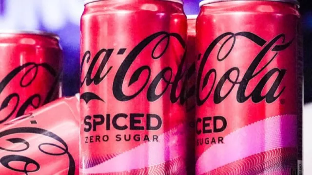 Coca-Cola: un movimiento valiente hacia el futuro, aprende y retira Spiced del mercado.