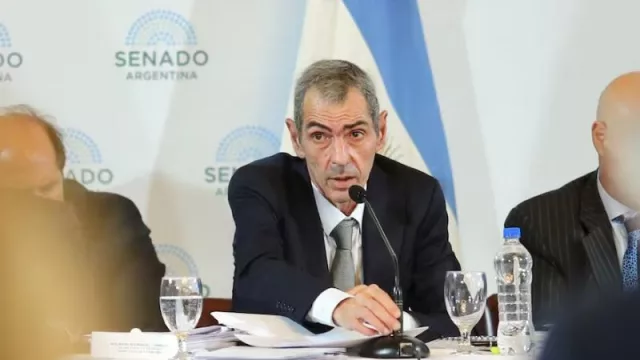 El gobierno desplaza a Chirillo de la Secretaría de Energía y lo reemplaza con una dirigente cercana a Mauricio Macri