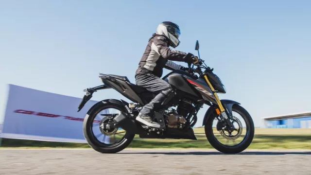 Este es el precio actualizado de la Honda CB300F Twister para cerrar 2024