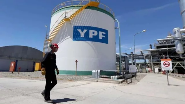YPF marca un hito en los mercados internacionales con la emisión récord de bonos por US$ 1.100 millones