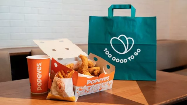 Popeyes® se une a Too Good To Go para luchar contra el desperdicio de alimentos (la alianza ha permitido salvar más de 25.000 packs sorpresa desde diciembre de 2024)