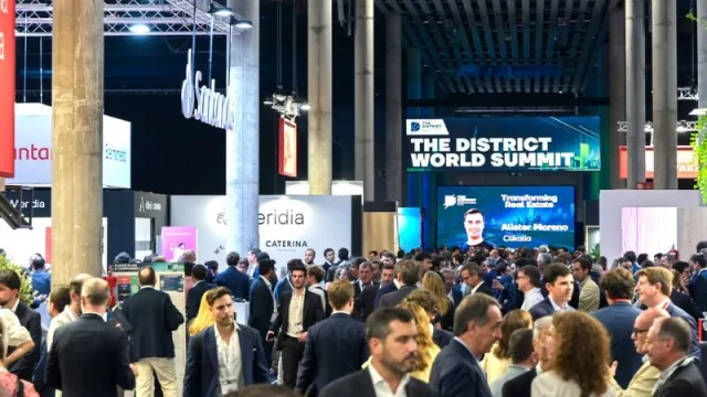 Las nuevas fórmulas de vivienda asequible, el comportamiento del mercado de capitales y los activos con mayores perspectivas marcarán The District 2025