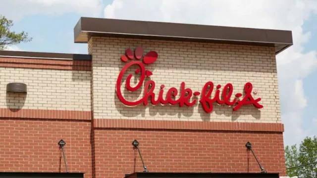 Florida City da la bienvenida a un nuevo restaurante Chick-fil-A: innovación en negocios, impacto social y estrategia comunitaria