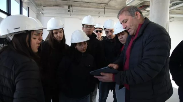 “Generación Tecnología” acercará a estudiantes secundarios al Polo Científico Tecnológico y a la Fundación YPF