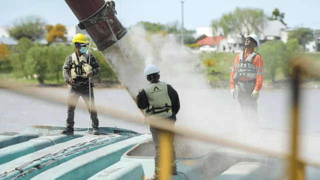 ¡Al mundo!: auspicioso embarque de soja desde puerto Santa Fe