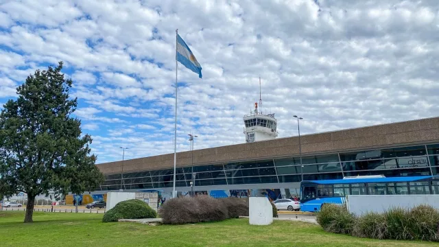 Rosario - Madrid: habrá tres vuelos directos por semana (y agosto logró récord de pasajes al exterior, sin pasar por CABA. Santa Fe, líder del interior)