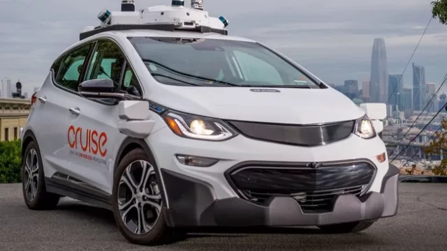 GM lanza la conducción autónoma: Google, AI y nuevas tecnologías en el vehículo para 2028 (¿Sale siestita en tu próximo viaje?)