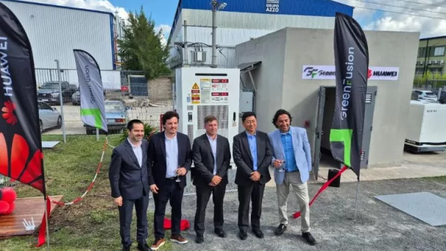 Huawei y Green Fusion lanzan un sistema industrial que promete autosuficiencia energética del 95% en Argentina