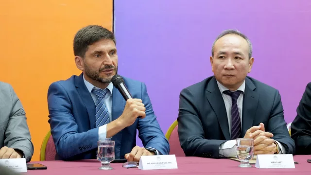 Santa Fe seduce al gigante asiático en un encuentro empresarial (el embajador chino -“huésped de honor”- lidera la visita extranjera)