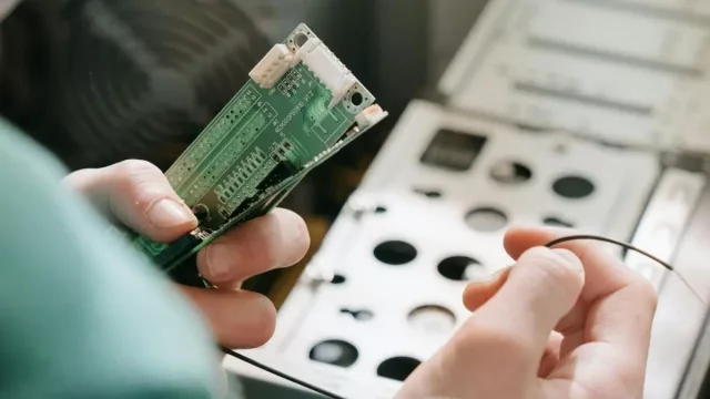 La escasez de memoria RAM es tan elevada que ya ocurrió un robo: tres empanadas (ocurrió en una fábrica coreana)