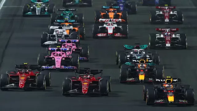 Cuánto cuesta poner un logo en un auto de Fórmula 1 (casi medio millón de asistentes al GP de Australia)