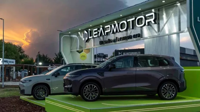 Leapmotor avanza en Argentina (define su red de concesionarios y prepara su desembarco)