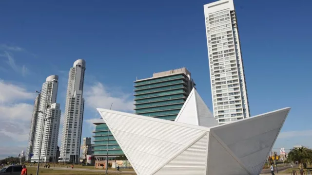 Rosario recibió más de 31.000 turistas durante el fin de semana largo (la ocupación hotelera alcanzó 70%)