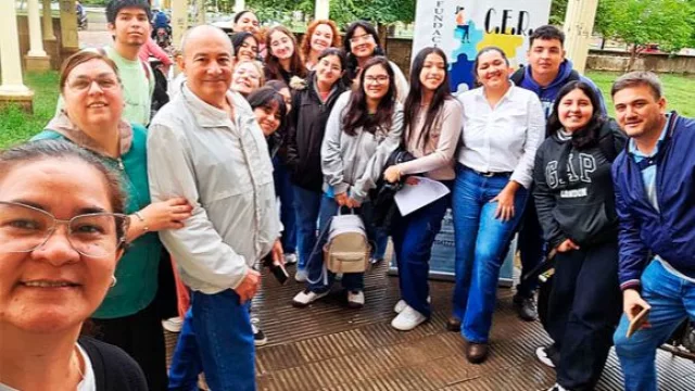 Industria y futuro: cuando una empresa local decide formar a los jóvenes que el sistema no contiene