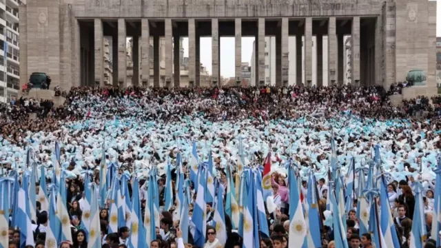 Rosario sale a venderse en Buenos Aires: nueva web, circuitos turísticos y foco en eventos masivos