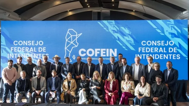 Intendentes reclamaron distribución más justa de fondos y mayor federalismo (fue en la reunión de COFEIN)