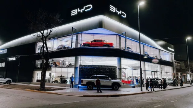 Desde Rosario, BYD fortalece su presencia en Argentina (nuevo punto de venta en Eva Perón al 5600)