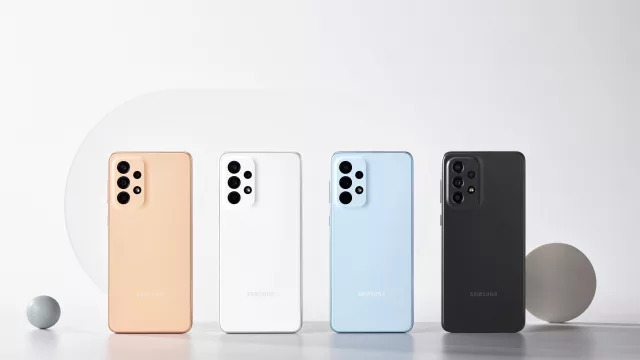 Para papá, la tecnología siempre es una buena opción (Samsung ofrece descuentos especiales de hasta 49%)