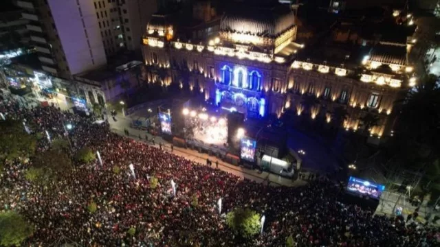 Tucumán inicia los festejos por el 210° aniversario de la Independencia con música y actos oficiales