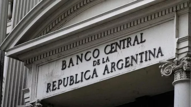 Granados: el Gobierno busca limitar la emisión del Banco Central para financiar el gasto público