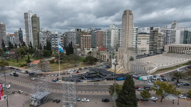 La Sole, Abel, Luck Ra, Baglietto, Cacho Deicas y Valentino Merlo: juntos abren los Suramericanos en el Monumento