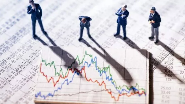 ¿Dos planetas orbitando en planos diferentes? (Divergencia de volatilidad entre la Bolsa y los Bonos de EE.UU.)