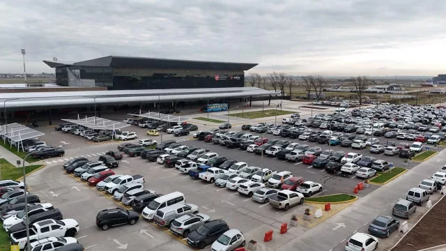El Turismo Carretera "vuela" en el Aeropuerto (los bólidos correrán en la pista de Fisherton)