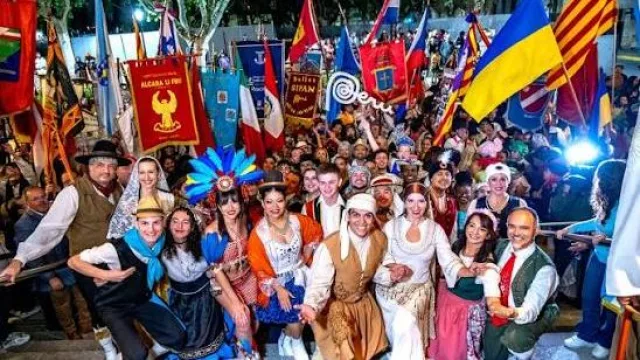 Rosario se prepara para la Fiesta de Colectividades más grande del país (10 noches celebrando tradiciones extranjeras)